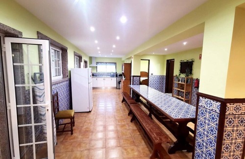 Aveiro Appartement | The Bairrada House with Free Garage