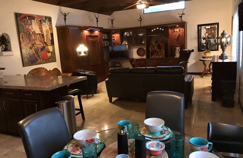 Broadmoor-Broadway Maison | The Bali House Experience: Enjoy The Peace