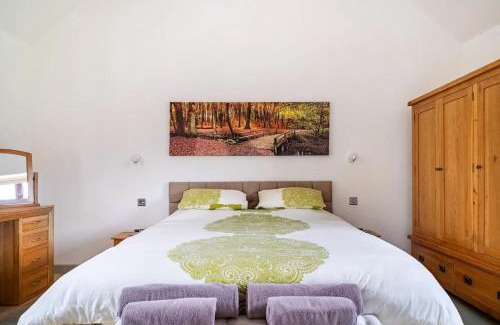 Monksilver Maison | The Barn at Burfords