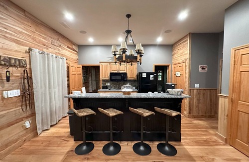 Leesburg Maison | The Barn at The Horse Motel