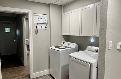 Bulverde Maison | The Barndeaux Guest House - 3 BR/3BA, Bulverde, TX