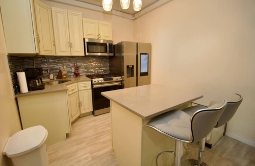 Bedford-Stuyvesant Maison | The Barton – Cozy Renovated Home in Brooklyn (3A)