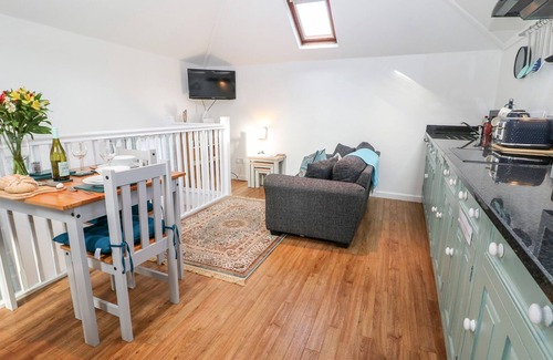 Blockley Maison | THE BATH HOUSE, pet friendly, with a garden in Blockley