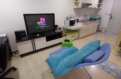 Ban Bang Saen Appartement | The Beach Bangsaen Condo Sea View Room 327-62 Top Floor-Free Netflix