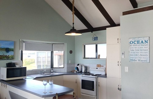 Pukehina Maison | The Beach Cottage