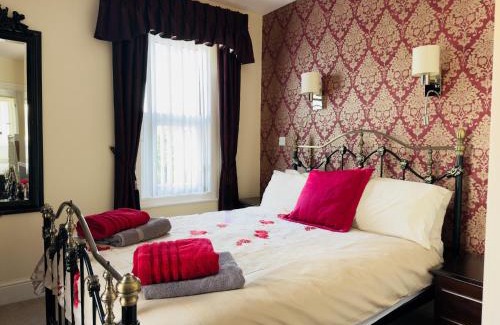 Weston-super-Mare Maison | The Beach House Luxury Rooms Weston Super Mare
