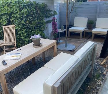 Schellinkhout Appartement | The Beach House