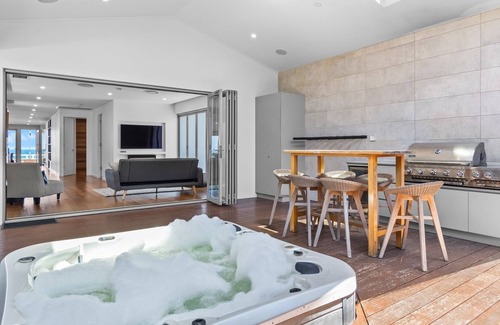 Merewether Maison | The Beach House on Merewether