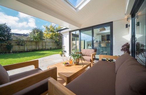 Bembridge Maison | The Beach House - sleeps 8 guests in 4 bedrooms