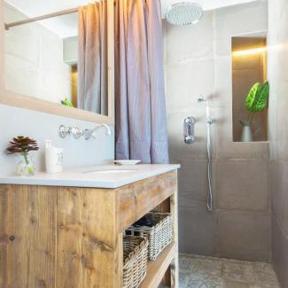Aduanas Hôtel | The Beach House Studios & Suites