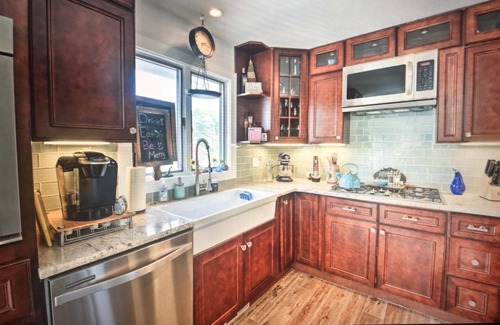 Point Pleasant Maison | La Beach House 2-Mi to Beach se trouve sur le canal avec une vue imprenable sur l'eau