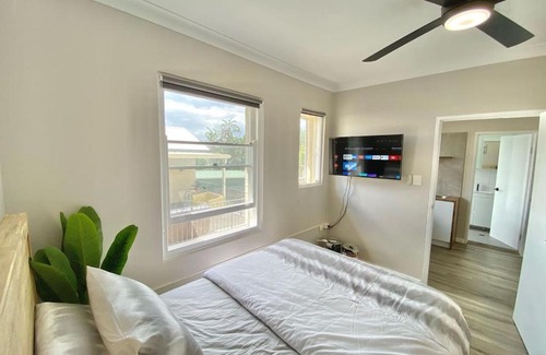 Blacksmiths Appartement | The Beach Side Micro Apartment With Free Parking