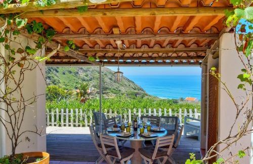 Colares Maison | The Beachfront Casa da Rampa
