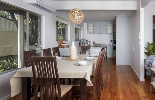 Papamoa Beach Maison | The Beachhouse- absolute beachfront!