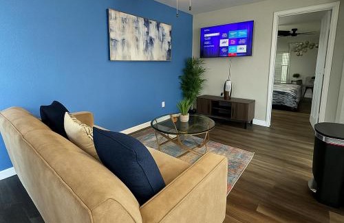 Park Central Appartement | The Beacon Suite 1BD Apt