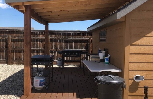 Clark Cabine | One bedroom cabins located at the foothills of the Rocky Mountains