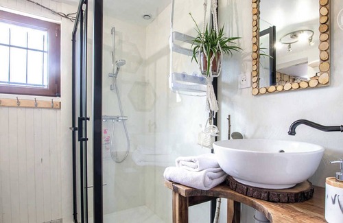 Monthion Maison | THE BEAR LOFT - MONTHION