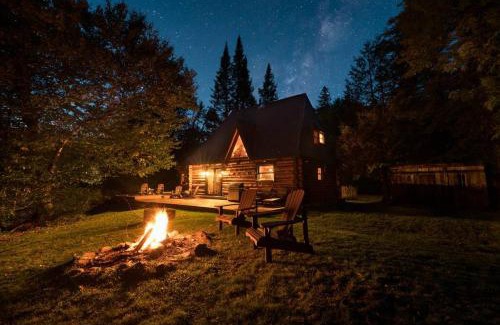 Lac Superieur Village Chalet De Ski | The Beaver Lodge by Escapades Tremblant