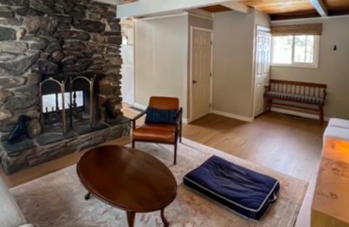 Tuftonboro Maison | The Beech Cottage