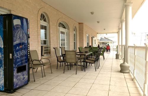 Wall Hôtel | The Belmar Inn