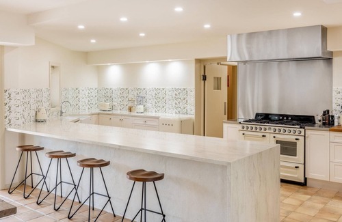 Belford Maison | Silky Oak Cottage - A little jewel in the heart of Hermitage