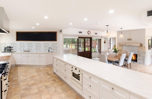 Belford Maison | Silky Oak Cottage - A little jewel in the heart of Hermitage