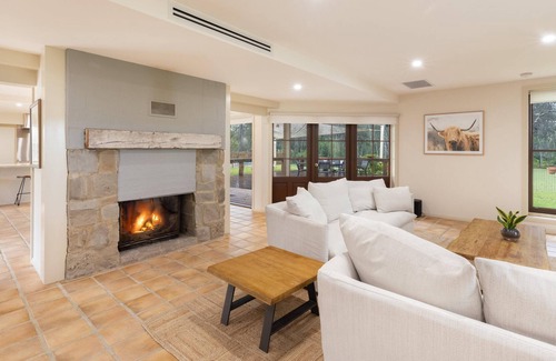 Belford Maison | Silky Oak Cottage - A little jewel in the heart of Hermitage