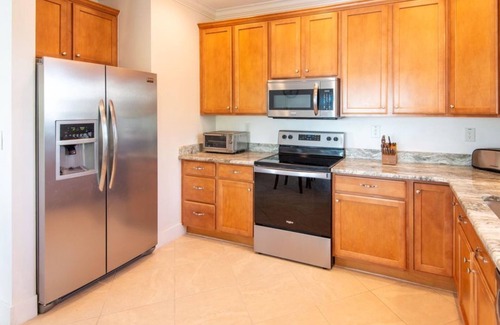 Ramrod Key Maison | The Bent Anchor-boat lift diving snorkeling fishing key deer 22 miles Key West
