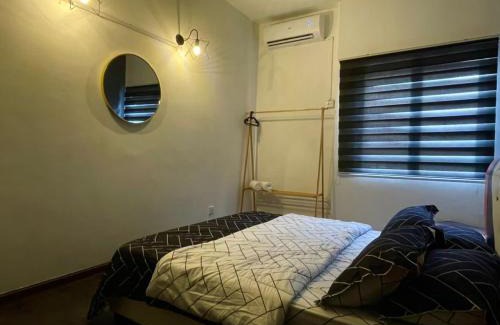 Baharu Appartement | The Berlian Guesthouse - Teluk Kemang - 2 bedrooms apartmens with pool view