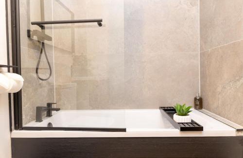Gabalfa Appartement | The Berriman Collection Stylish 2 Bedroom Apartment