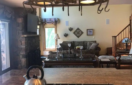Greenwood Lake Maison | The Best Lake House