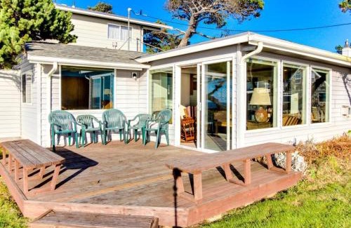 Gleneden Beach Maison | The Best Little Beach House on the Oregon Coast!