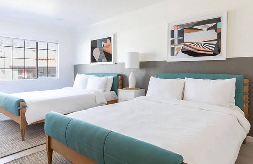Piedmont Avenue Hôtel | The best of art, history, and natural science at Oakland Museum of California!