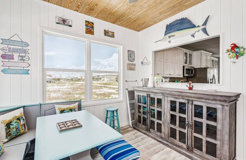 Navarre Beach Maison | The BEST VIEWS with family friendly gameroom!