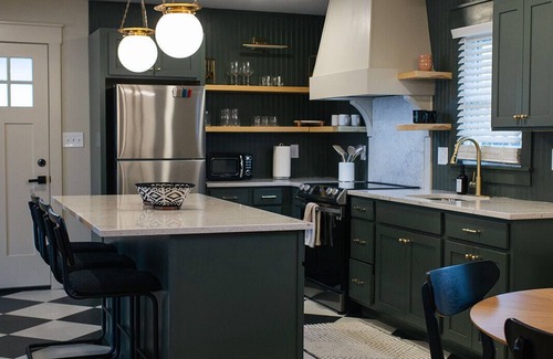 Chambersburg Maison | The 'Big House' at The Mane & Co.