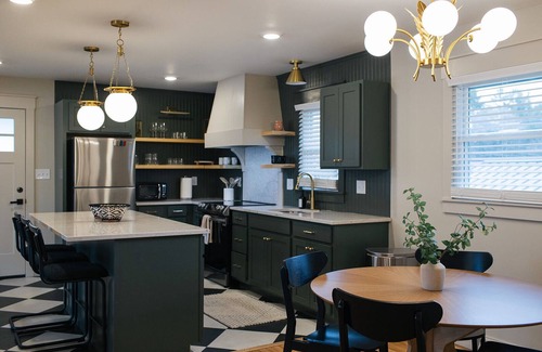 Chambersburg Maison | The 'Big House' at The Mane & Co.