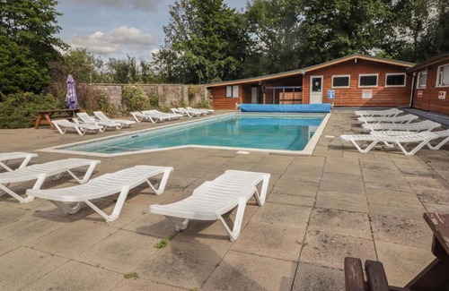 Cenarth Maison | The Bird House