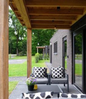 Voorthuizen Maison | The Black Oak - Luxe bungalow met prive sauna