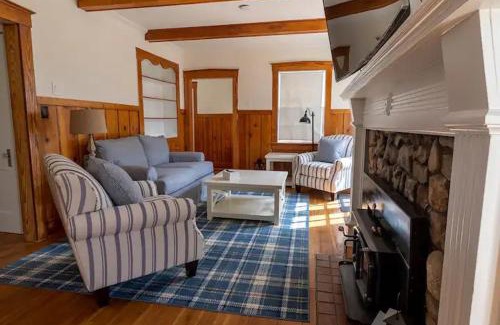 Augusta Maison | The Blake Cottage by StayLage