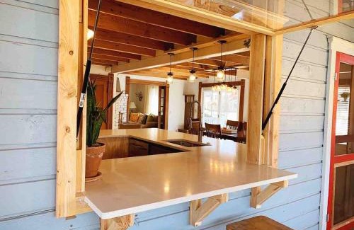 Siloam Springs Maison | The Blessing House Peaceful Stylish Near Downtown