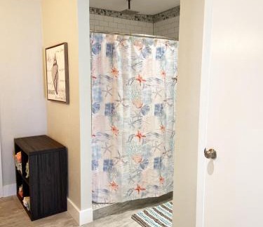 Van Valzah Maison | The Blue Anchor Cottage