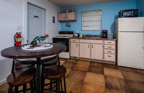Fort McCoy Cabine | The Blue Crab - #3 Su