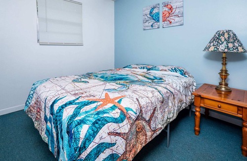 Fort McCoy Cabine | The Blue Crab - #3 Su