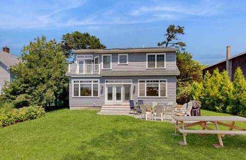 Biddeford Pool Maison | The Blue Lobster