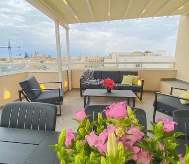 Naxxar Appartement | The Blue Mill Penthouse with Beautiful Views