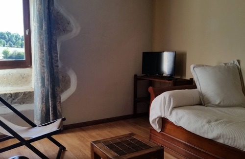 Magnas Hôtel | La chambre bleue, Chambres d’hôtes dans le GERS, le domaine de Magnas