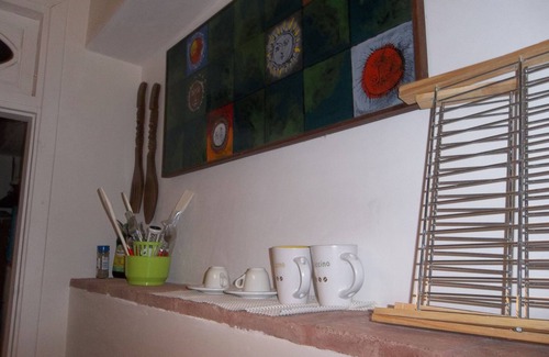 Castelluzzo Maison | l'appartement bleu fraise
