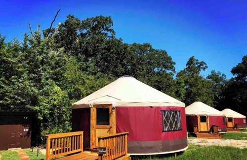Emory Cabine | The Bluebonnet Yurt is a romantic yurt getaway with private outdoor shower