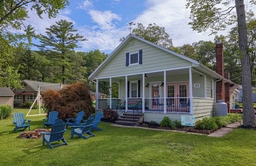 Moon Lake Cottages Maison | The Boathouse on Moon Lake