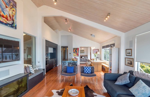 Tauranga Maison | The Boatshed - Tauranga City's tranquil hideaway